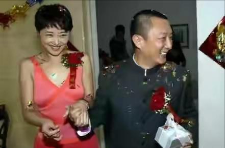 张若昀|张若昀撤诉亲父张健，他的原生家庭有多复杂？编剧都不敢这么写