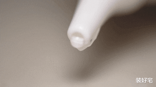 摄影作品|马桶底座玻璃胶发霉发黑？别用钢丝球刷，教你一招，马桶干净如新