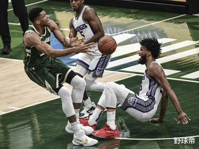 字母哥|复出4场，球队4连胜！保持健康的他，有望成为下一个字母哥？