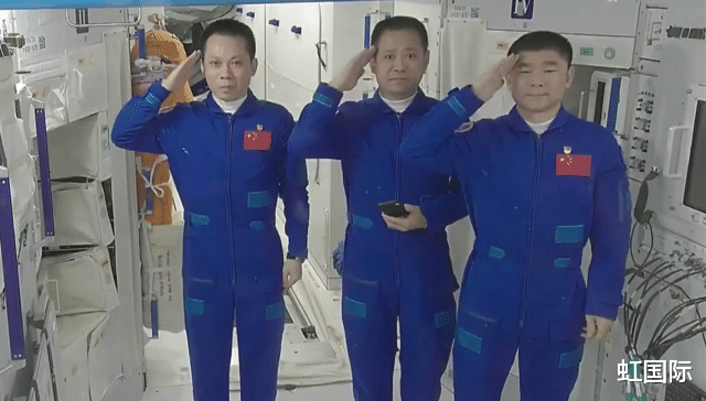  航天员返回在即！降落区域曝光，16支地面分队10架直升机准备就绪