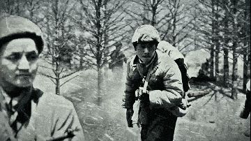 战狼2|票房“天花板”或将刷新，这部大片延期1个月，有望超越《战狼2》