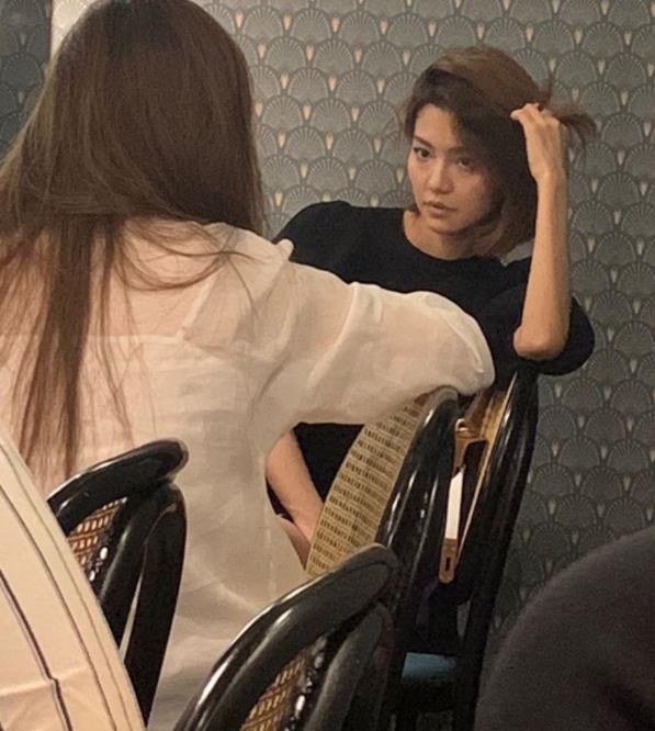 越剧|《心动4》嘉宾线下被偶遇，麦穗飒美，小孔变JK少女，女3造型好辣