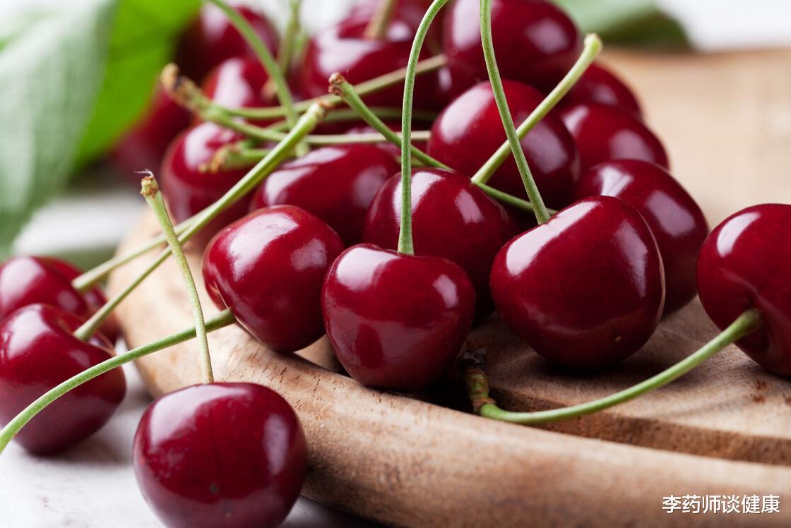 李药师谈健康|高尿酸也是心血管风险因素，该降到多少？如何用药？专家共识来了