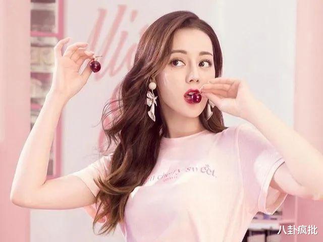 迪丽热巴|热巴范丞丞合作？陈小纭很火？易烊千玺买奖？王一博念旧情？谭松韵转型？