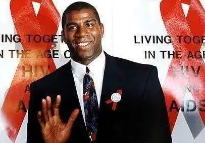 约翰逊|29年前,约翰逊生活到底有多混乱?染上艾滋后湖人召全拉拉队检查