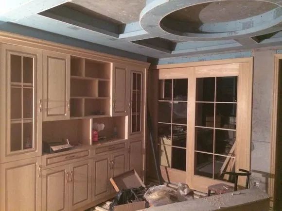 装修时尚家|新房装修2万请木工师傅打柜子，大伙说丑，只有我赞赏师傅的手艺