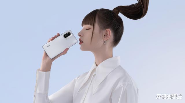 三星|从2199跌至1699元！国民旗舰跌至二手价，骁龙870+三星E4屏