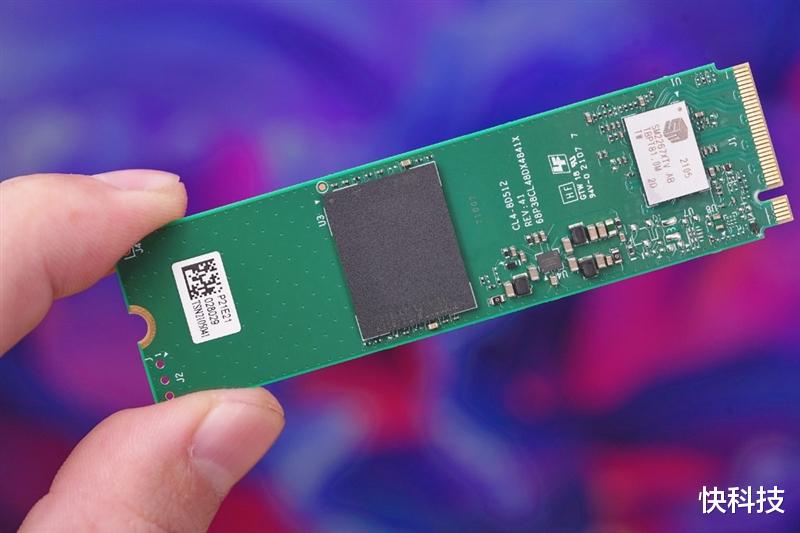 浦科特|入门级PCIe 4.0 SSD浦科特M10e评测：4K随机亮眼