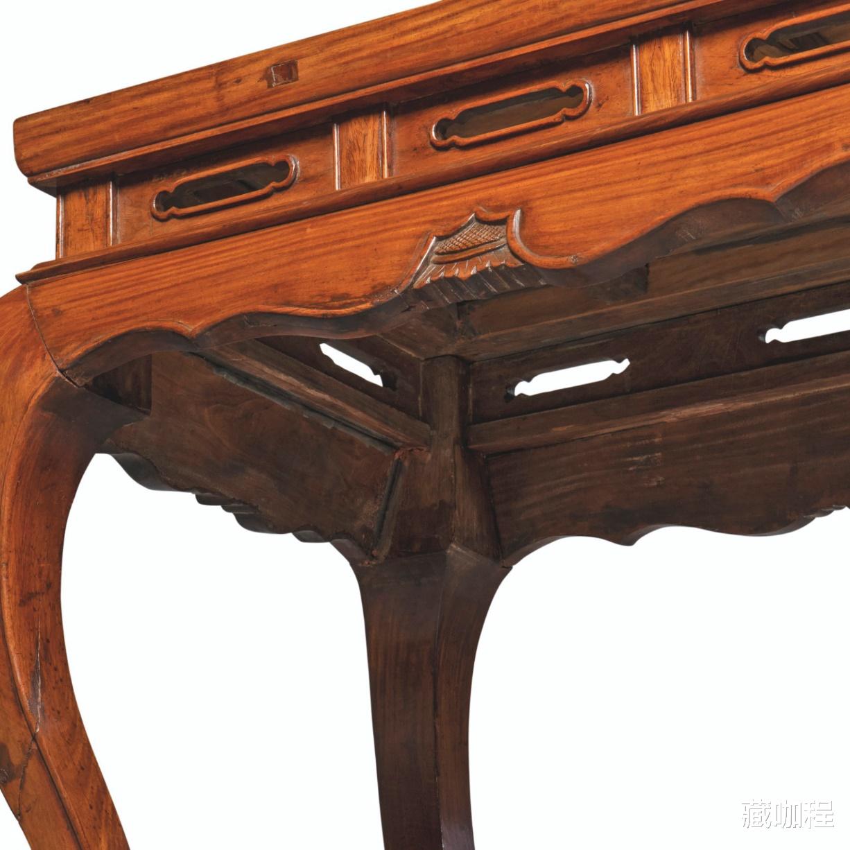 鼓腿彭牙香蕉足，黄花梨炕桌束腰打洼一木连做