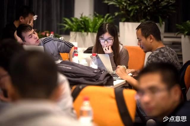 阿里巴巴|“阿里”与“吴亦凡事件”的惊人巧合：酒是色媒人？