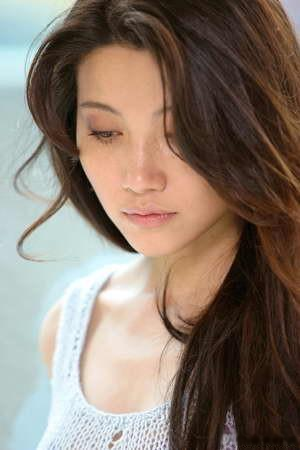 颜丙燕|影后颜丙燕，49岁的她，依旧是单身一人！光芒四射的影后也愁嫁