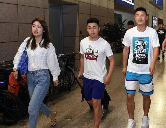 武磊|重磅！武磊已经返回上港，力助中国男足闯入世界杯！