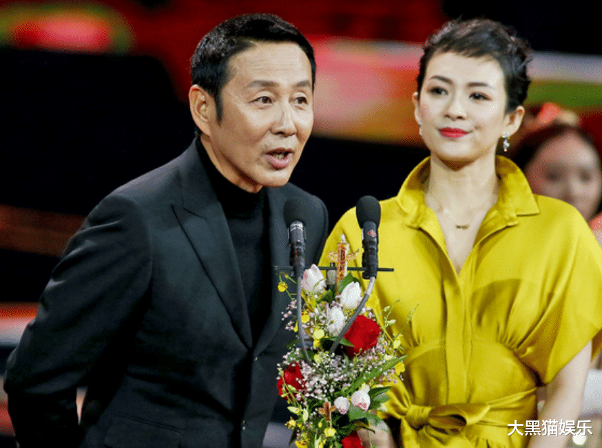 街拍|老戏骨陈道明：娶\中国第一女主播\38年无绯闻，今一家幸福