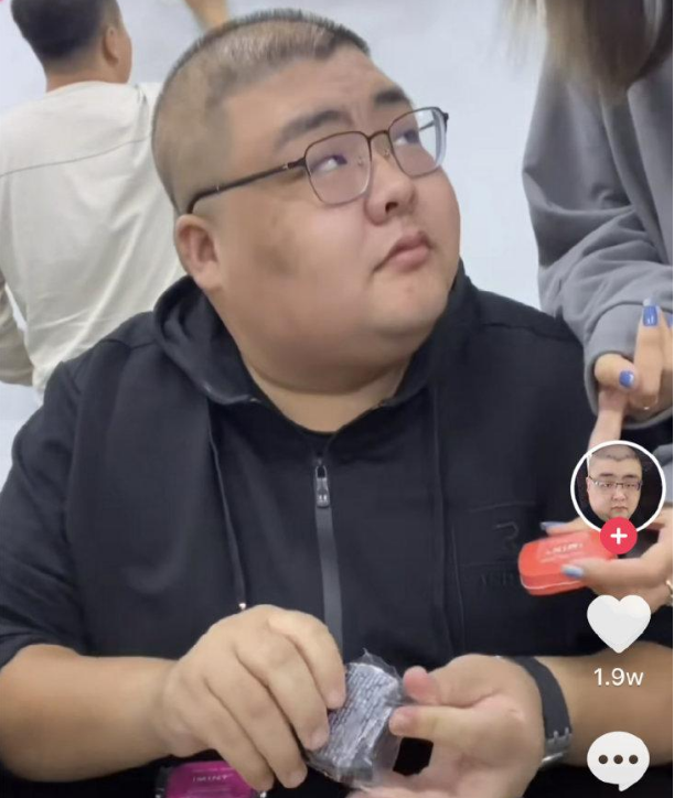 朱迅|泡泡龙去世红雨团队难辞其咎，粉丝称早有预兆，扯下网红遮羞布