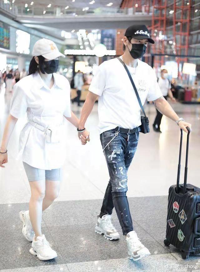 卡莉时尚show|微胖身材才是“永远的神”，看钟丽缇穿衬衫，显瘦又有曲线美