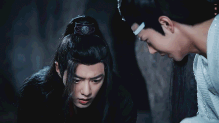 肖战|肖战新戏仍未开机，只因女主角档期太满，整个剧组等了她几个月？