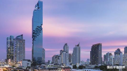 泰國花46億建造第一高樓，白天看著像爛尾樓，一開燈驚艷眾人！-圖4