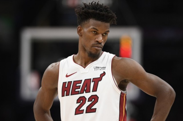 斯蒂芬·库里|美媒预测本赛季NBA十大奖项获得者：最佳新秀无悬念，库里成功逆袭！