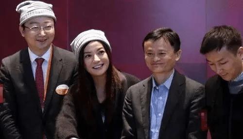 赵薇|娱乐圈“地狱级别”的震荡，赵薇直接就消失了？事情背后不简单！