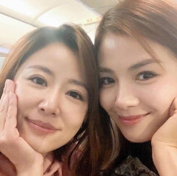 林心如|42岁刘涛为林心如庆生，对方满眼沧桑太憔悴？相差3岁状态大不同