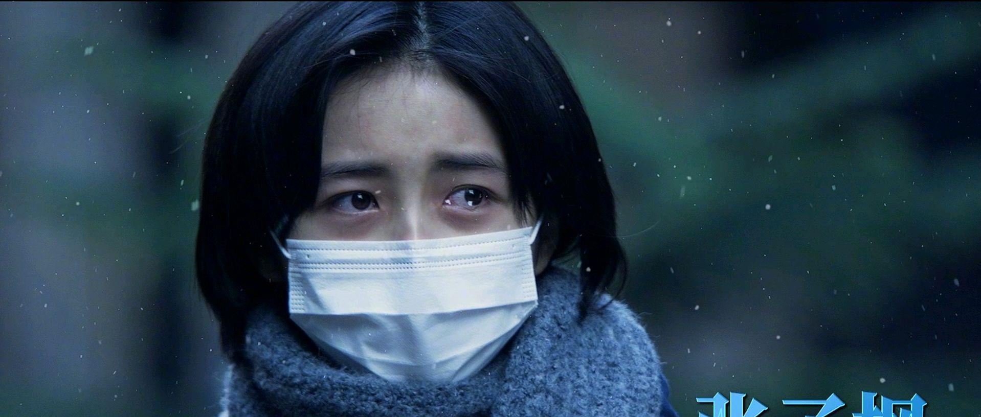 时尚专用小马甲|张子枫演中国医生一条过，颜值与实力并存的新生代演员