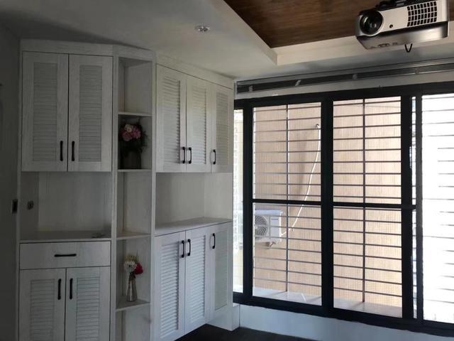 新房装修三个月终于搞定,电视背景墙奢华大气人人夸,采光超棒