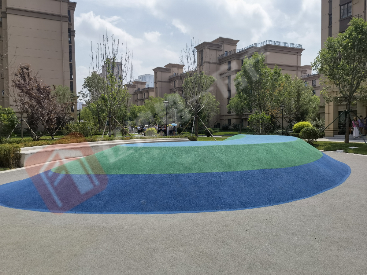 防水|沈阳雅居乐花园：车库变成水帘洞！这才刚交付2个月！你敢信？