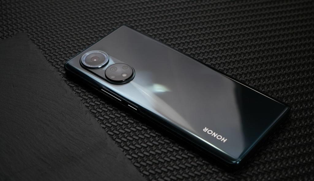 华为荣耀|荣耀V50 Pro宣告重启，赵明来真的，16+1TB首发价5999