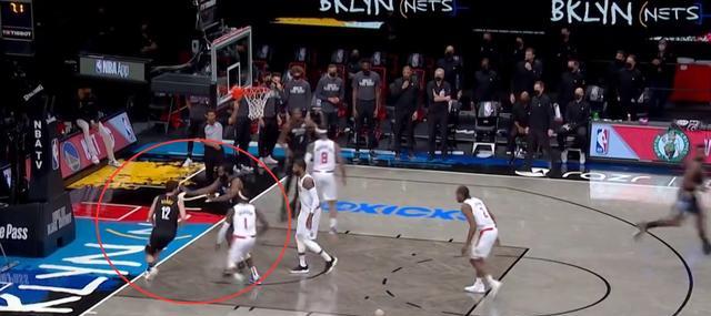 詹姆斯·哈登|哈登球商有多高?这次发底线球告诉你答案!苏群怒赞:神来之笔