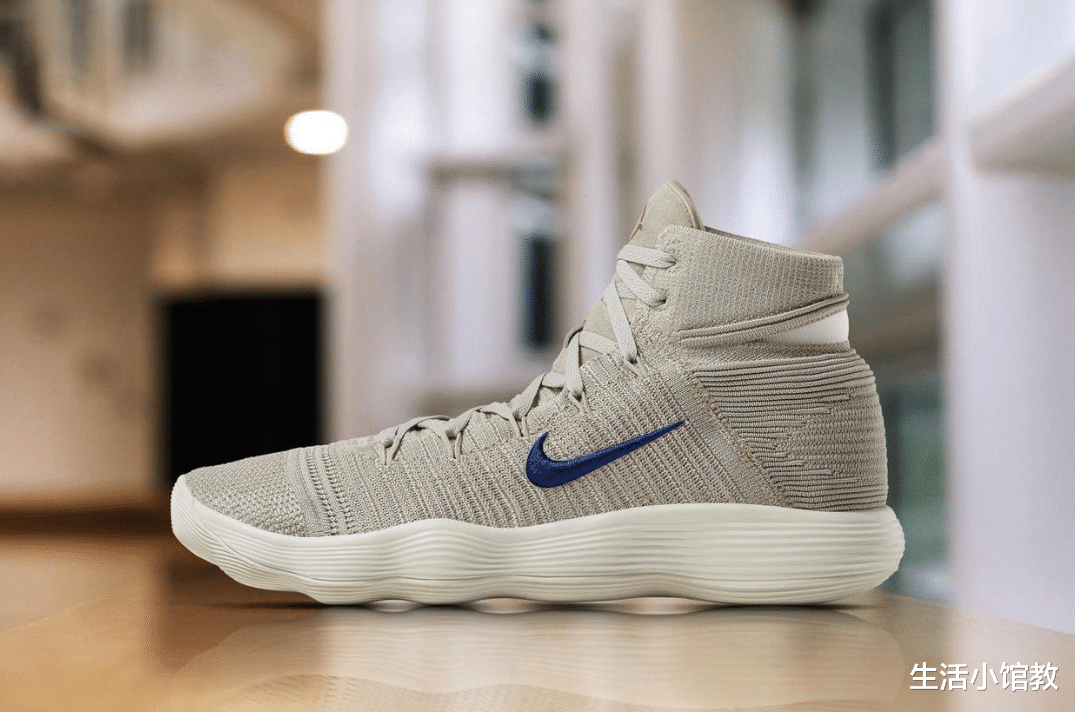 李兰迪|国人就这点出息，耐克降价蜂拥而至，国产潮鞋受冷落，网友：骨气值几个钱？