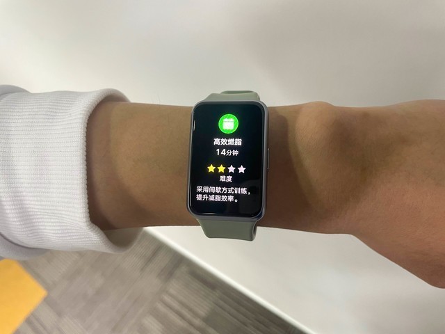 智能手表|HUAWEI WATCH FIT测评：相当精致的时尚单品