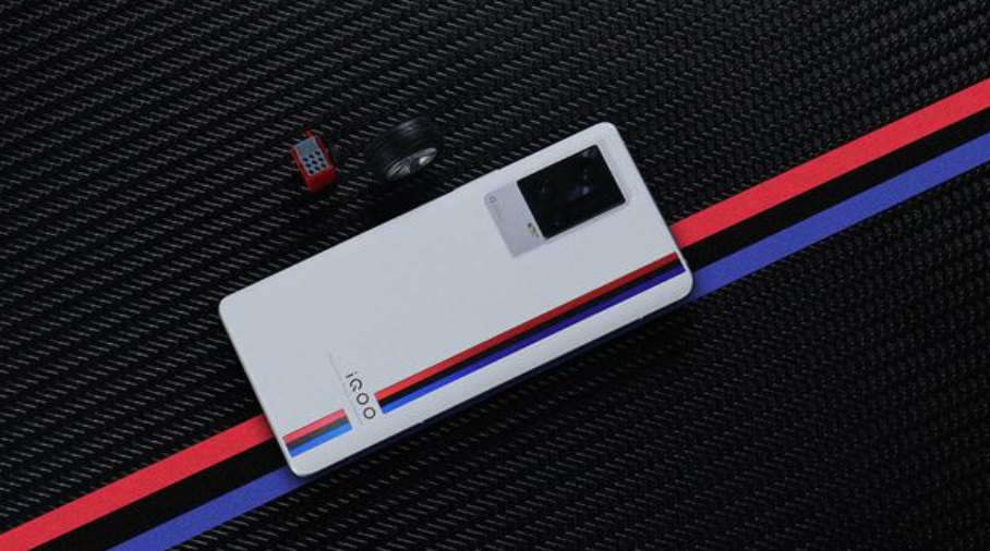 iqoo|直降1800，为IQOO9Pro让路，Vivo高端双芯旗舰开始清仓