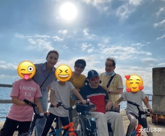 穿衣搭配 原本专心打理弟弟美容店的黎姿,没想到事业越做越大,甚至还扩张到了海外!