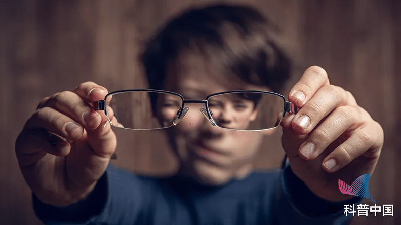 近视|抑制近视发展的滴眼液上架！适合哪些人群？答案在这