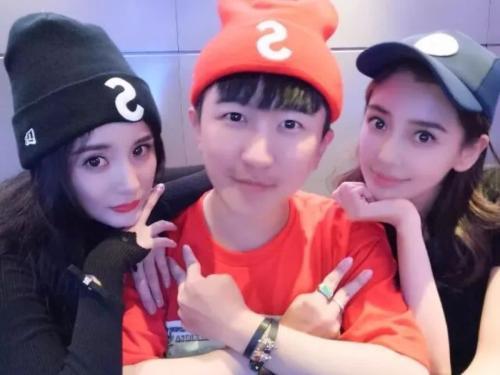张大大|张大大背景这么强，难怪baby杨幂愿意和他做闺蜜，尔冬升也献殷勤