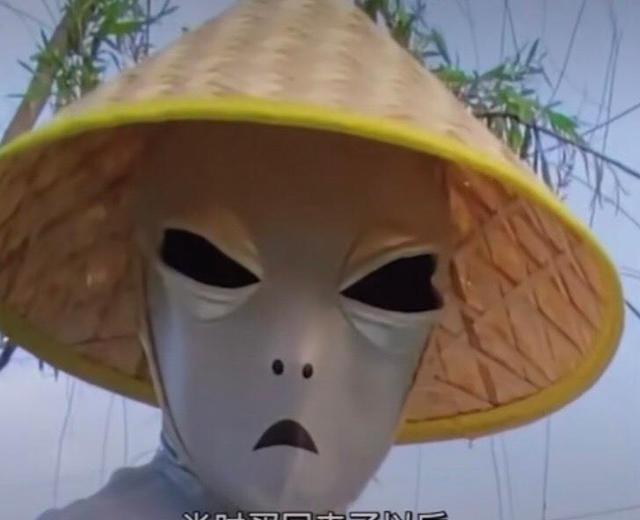 江苏省|江苏,一男子男子钓鱼,还以为遇到了外星人,太个性了