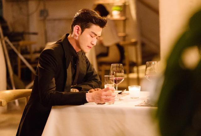 聚餐|饭局上,人品不好的人,往往会有这5种“现象”,不要深交