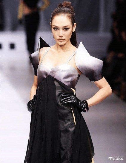 极限挑战|14岁被亲妈逼着整容，整了三百次花掉四百万，如今31岁长这样