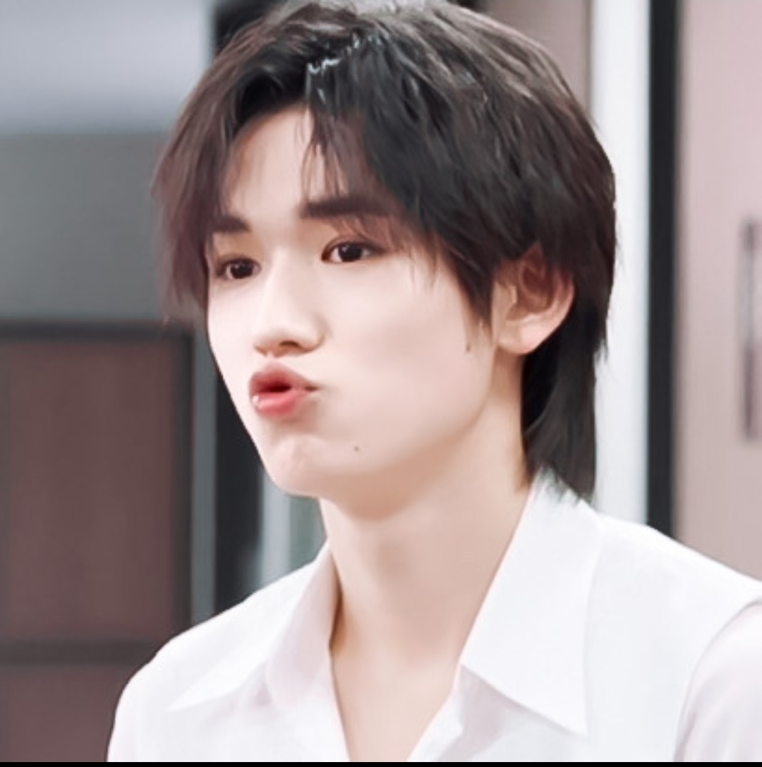 黎姿|宋亚轩治愈笑容，每天一遍防止抑郁