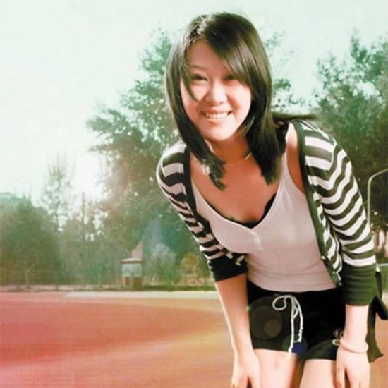 方文山|女歌手与方文山合作而走红，却因一个微笑送命，年仅29岁