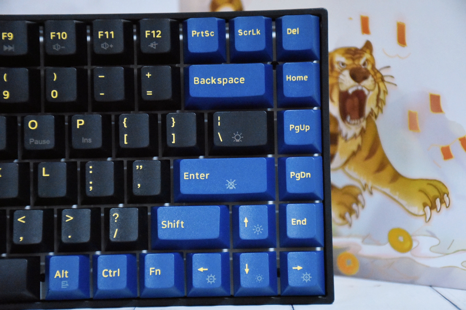 机械键盘|电脑平板手机共有一款机械键盘?500元的新贵就能搞定