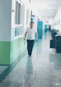 丁剑剑|“原来男生的胡子，对颜值至关重要啊，型男变憨憨！”太真实了，哈哈哈