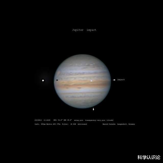 木星 又撞击了，木星刚刚遭受半个地球大小的撞击，可见闪耀的火花