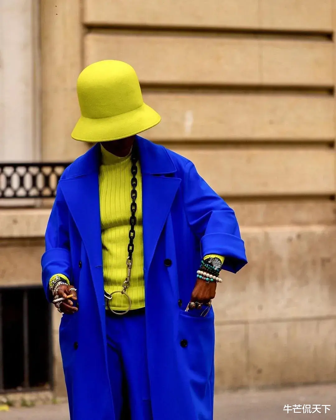 演唱会|蔡徐坤「演唱会造型」火了！3000万网友笑了：你终于赢了吴亦凡...