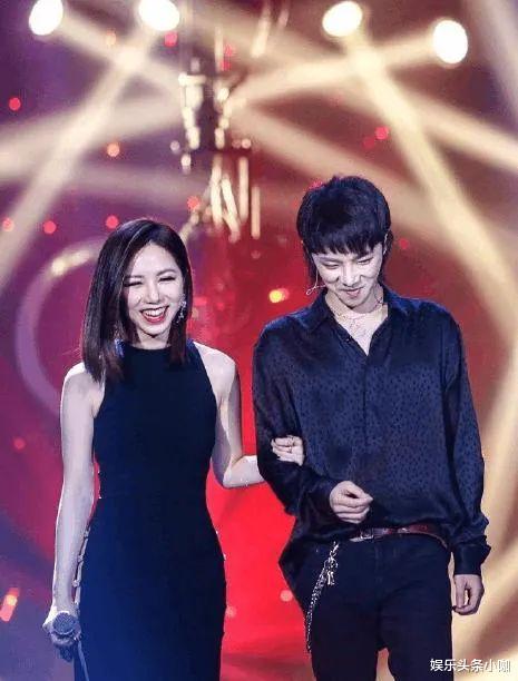 邓紫棋|迪丽热巴新恋情?刘亦菲干爹换新欢?王俊凯恋爱?张碧晨回怼邓紫棋?