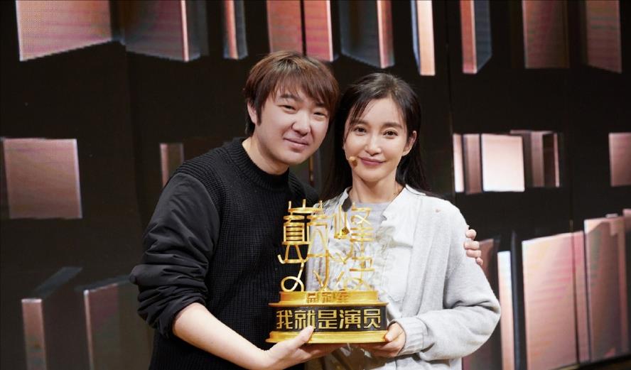 春晚|《王牌对王牌》总导演，被批抄袭、蹭热度，网友：丢人丢到了国外