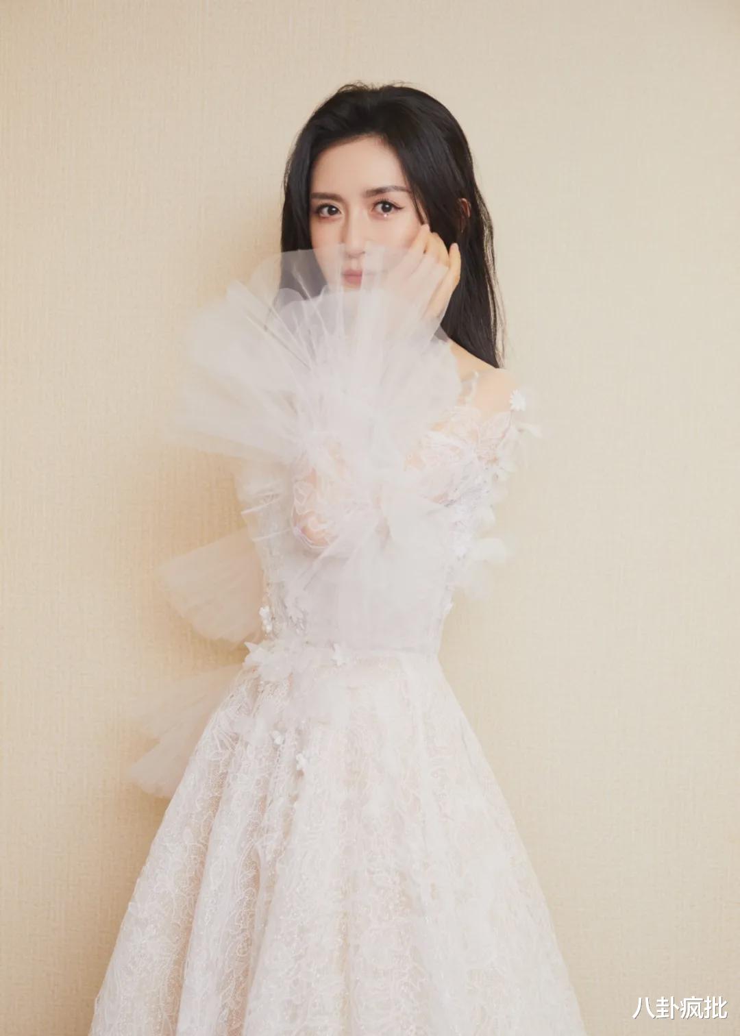 芒果台|杨紫恋爱了？金晨脸整僵？谢娜与芒果一刀两断？唐嫣唐艺昕捆绑？