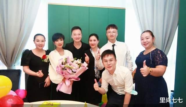 里尚七七|tvb老戏骨内地合体捞金，米雪C位打扮强势，陶大宇亲密互动不避嫌