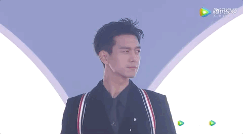 超模|顶流明星“集体翻车名场面”来了!尬笑、黑脸、手足无措:这些承包了我一年的快乐