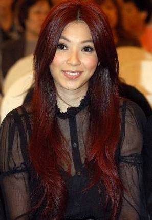 |最美郭芙当红息影一夜间豪门少奶变失婚妇多年后面目全非陷脸容升级疑云!